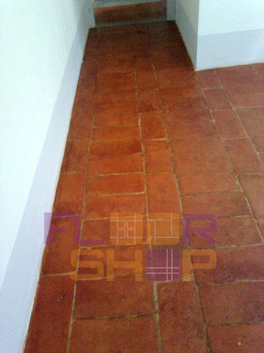 cotto fatto a mano cera in pasta testa di moro